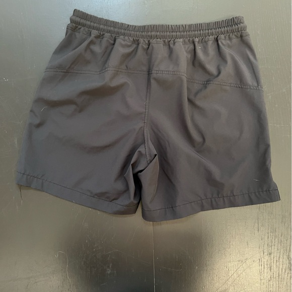 Humankind + Target Mens Athletic 6” Shorts - M - Picture 4 of 6